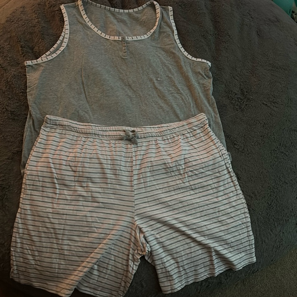 Women’s pajama set